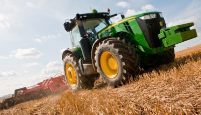 traktor na fotke